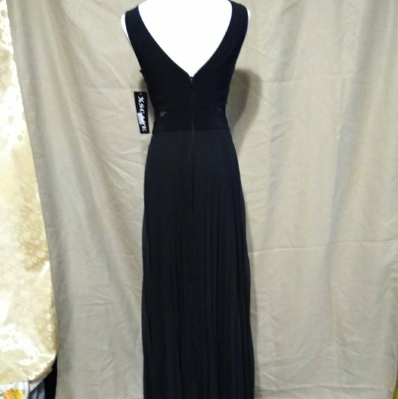 Evening Dress - Picture 3 of 8